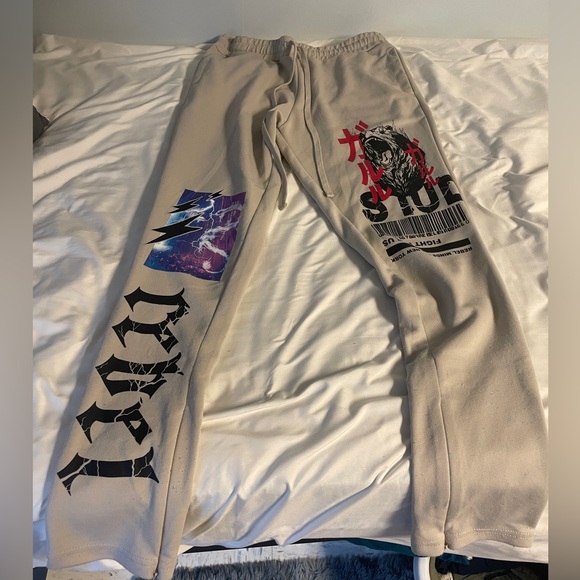 Rue21 Other - Gray logo sweatpants